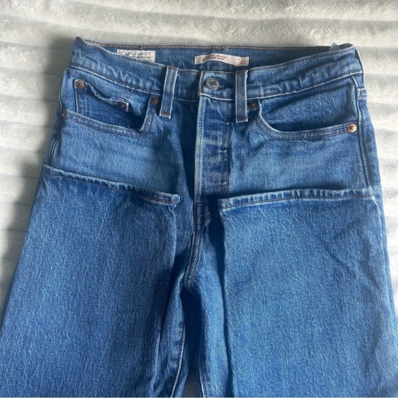 Levi Womens US25 Wedgie Straight Button Fly Blue Jeans - Picture 5 of 12